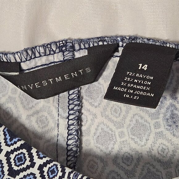 Investments Pull-On Blue & White Ankle, Tapered Pants - Size 14 (Women's) - Picture 3 of 4